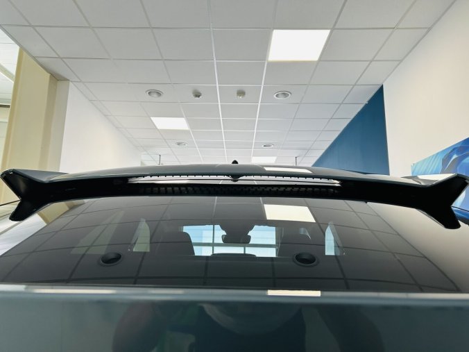 Peugeot 3008, Peugeot 3008 ALLURE Hybrid 145 e-DCS6, barva modrá