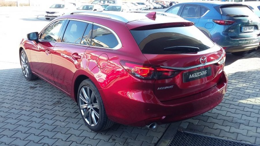 Mazda 6, 2,5 Skyactiv-G194 A/T, barva červená