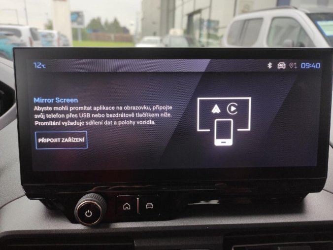 Peugeot Rifter, Peugeot Rifter ELEKTRIC GT 136 rezervace, barva bílá