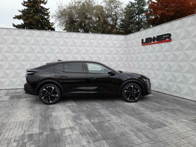 Peugeot 408, Peugeot 408 ALLURE PureTech130 EAT8, barva černá
