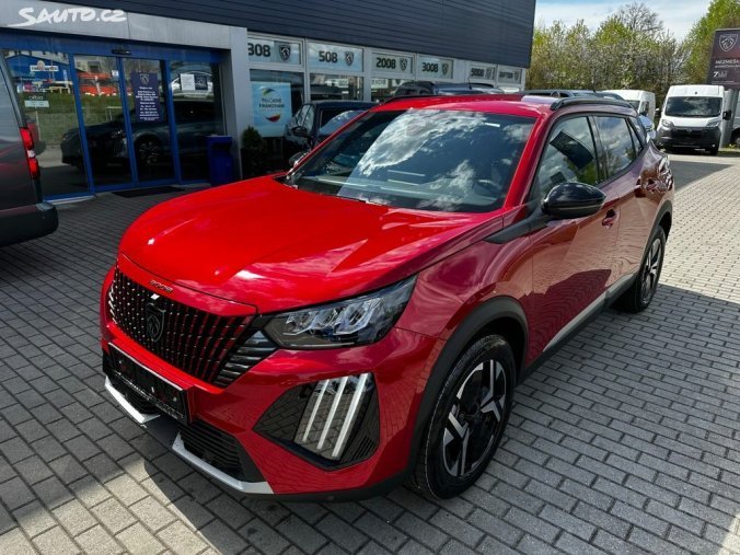 Peugeot 2008, Peugeot 2008 ALLURE PureTech 100 S&S MAN6, barva červená