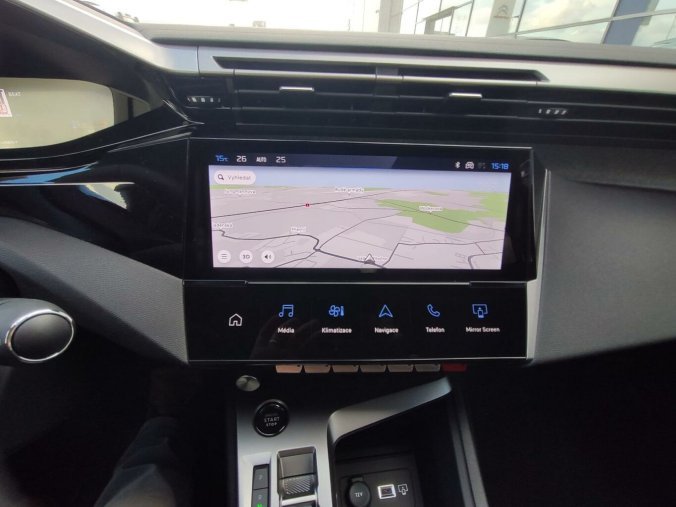 Peugeot 408, Peugeot 408 ALLURE Hybrid 136 e-DCS6, barva modrá