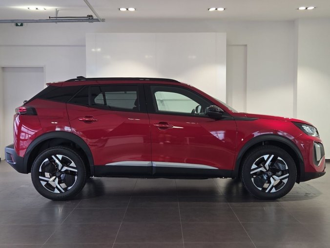 Peugeot 2008, Peugeot 2008 ALLURE 1.2 PT 100k MAN6, barva červená