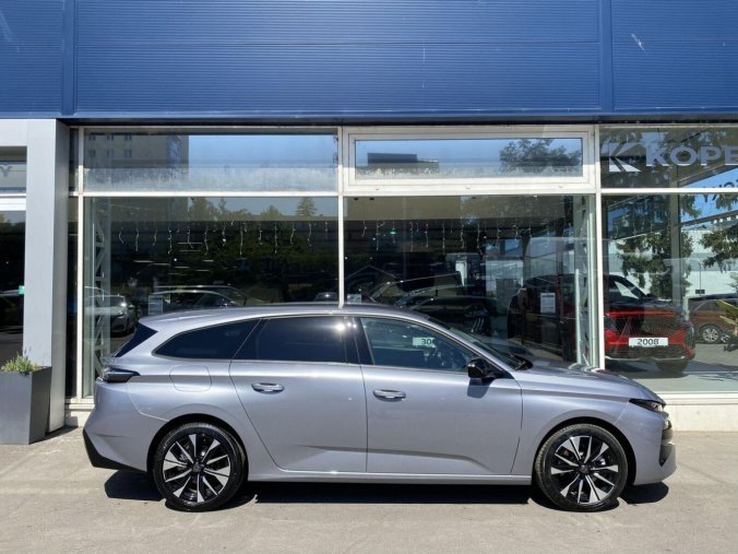 Peugeot 308, Peugeot 308 SW ALLURE Hybrid 145 e-DCS6, barva šedá