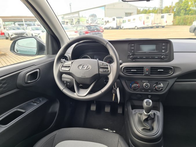 Hyundai i10, 1,0i 5 st. manuální, barva zelená