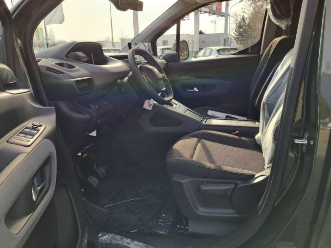 Peugeot Rifter, Peugeot Rifter ALLURE BlueHDi 100 S&S MAN, barva zelená