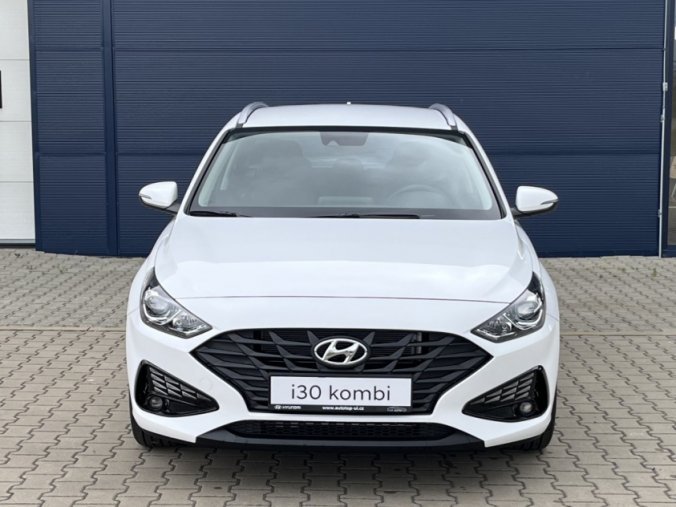 Hyundai i30, 1,5i 81 kW MT, barva bílá