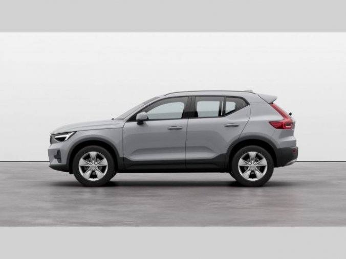 Volvo XC40, B3 2.0L 163 HP AT7 FWD CORE, barva šedá