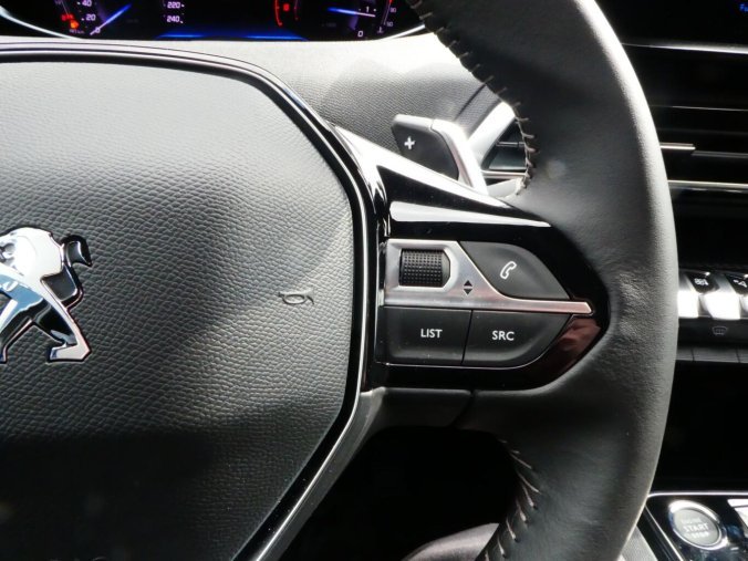 Peugeot 5008, Peugeot 5008 ALLURE PACK 1.5 BHDi 130k EAT8, barva šedá