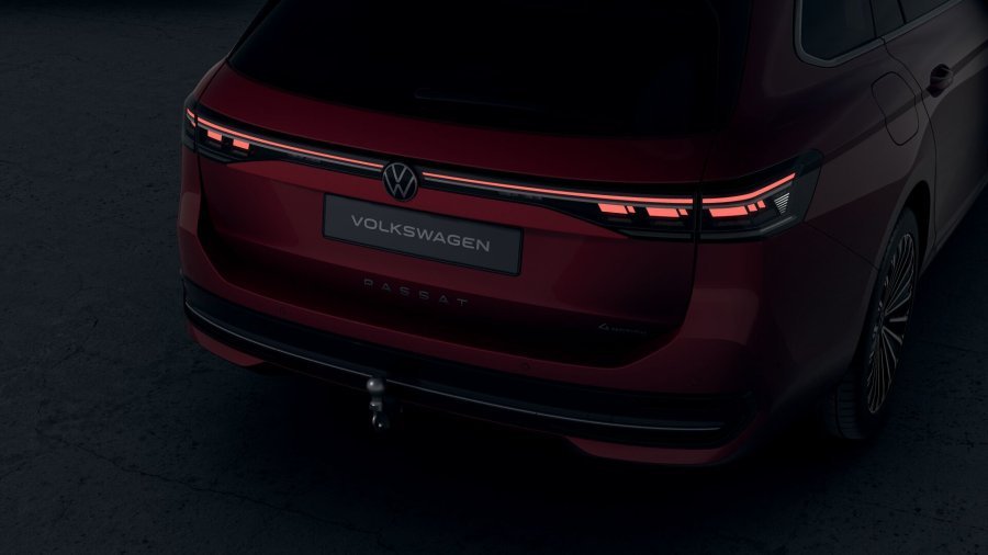 Volkswagen Passat, Passat Elegance 2,0 TDI 142 kW 4MOT, barva červená