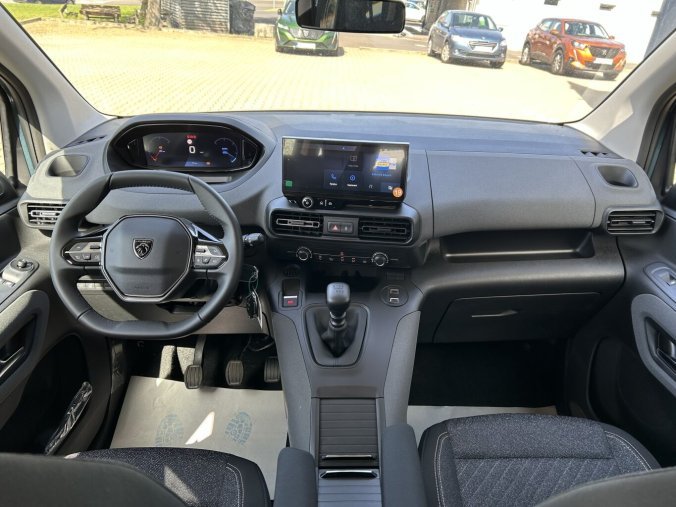 Peugeot Rifter, Peugeot Rifter ALLURE BlueHDi 100 S&S MAN6, barva modrá