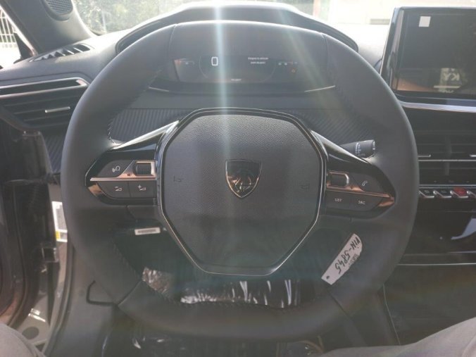 Peugeot 2008, Peugeot 2008 ALLURE Turbo 100 MAN6, barva šedá