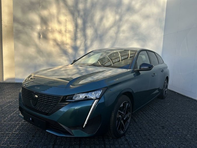 Peugeot 308, Peugeot 308 SW ALLURE BlueHDi 130k EAT8, barva zelená