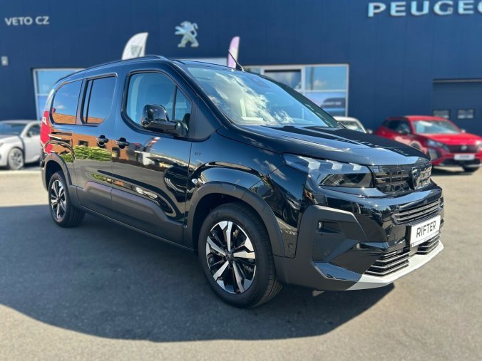 Peugeot Rifter, Peugeot Rifter LONG GT BlueHDi 130 S&S EAT8, barva černá