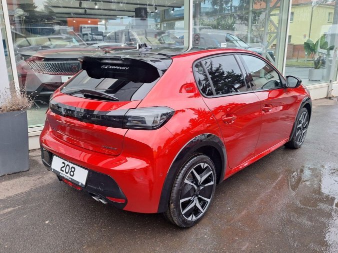 Peugeot 208, Peugeot 208 GT Hybrid 145 e-DCS6, barva červená
