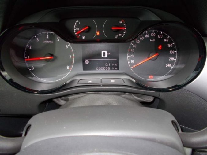 Jeep Renegade, Night Eagle 1.3 Turbo GSE 150k, barva bílá