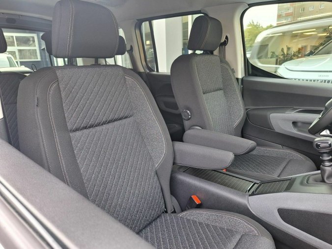 Peugeot Rifter, Peugeot Rifter ALLURE 1.5 BHDi 100K MAN6 N1, barva šedá
