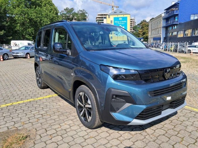 Peugeot Rifter, Peugeot Rifter GT BlueHDi 130 S&S EAT8, barva modrá