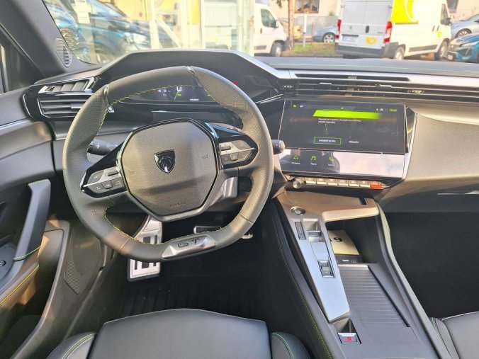 Peugeot 408, Peugeot 408 GT Hybrid 145 e-DCS6, barva bílá