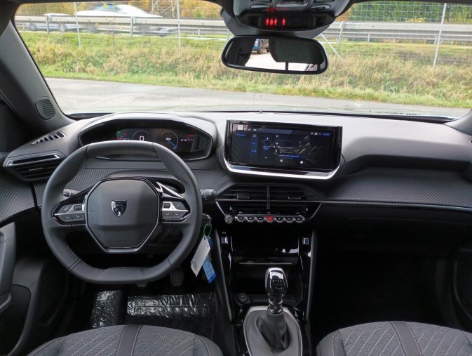 Peugeot 2008, Peugeot 2008 ALLURE PureTech 100 S&S MAN6, barva šedá