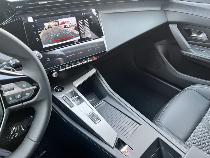 Peugeot 308, Peugeot 308 SW ALLURE Hybrid 145 e-DCS6, barva bílá