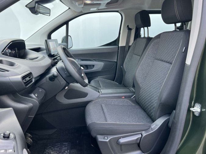Peugeot Rifter, Peugeot Rifter LONG ALLURE N1 1,5 BlueHDi S&S, barva zelená