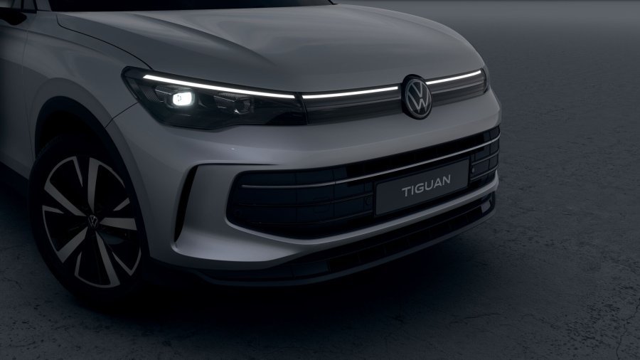 Volkswagen Tiguan, Tiguan People 1,5 TSI 150 kW eHybrid, barva bílá