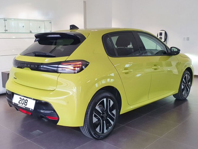 Peugeot 208, Peugeot 208 ALLURE 1.2 PT 100k MAN6, barva žlutá