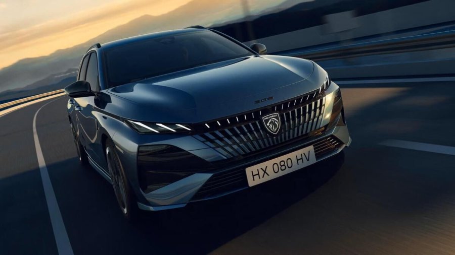 Peugeot 308, Peugeot 308 SW ALLURE Hybrid 145 e-DCS6, barva modrá