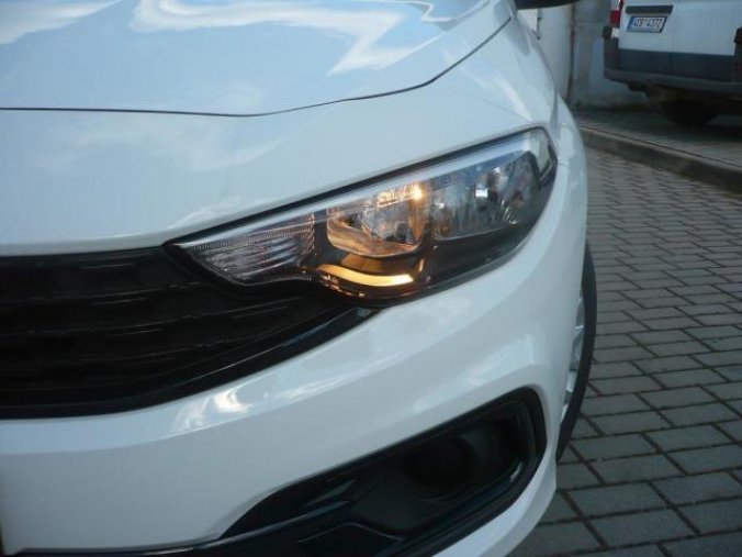 Fiat Tipo, SW MY21 1.0 100k, barva bílá