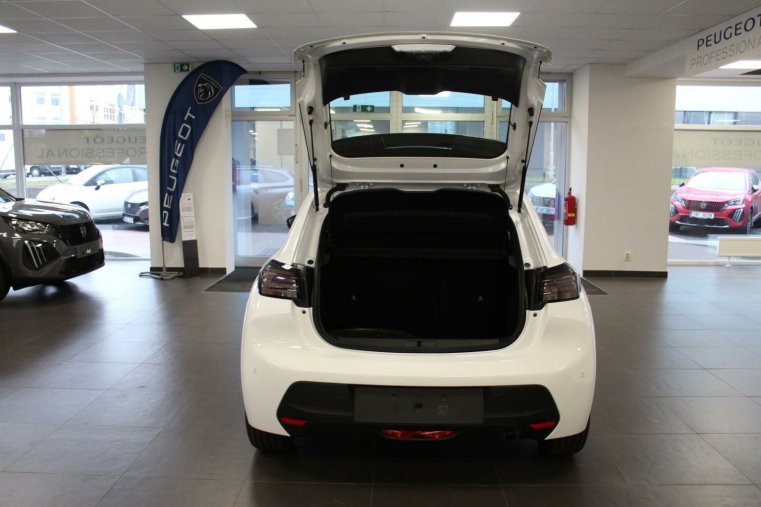 Peugeot 208, Peugeot 208 STYLE PureTech 100 MAN6, barva bílá