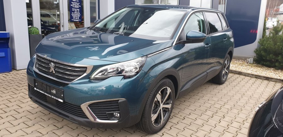 Peugeot 5008, ACTIVE 1.2 PureTech 130 S&S MAN6 - AKČNÍ CENA, barva zelená