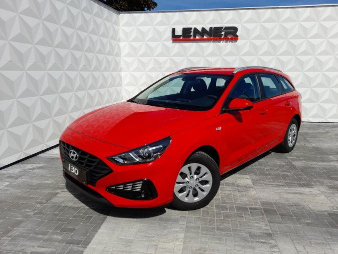 Hyundai i30, 1,5i 81 kW MT, barva červená