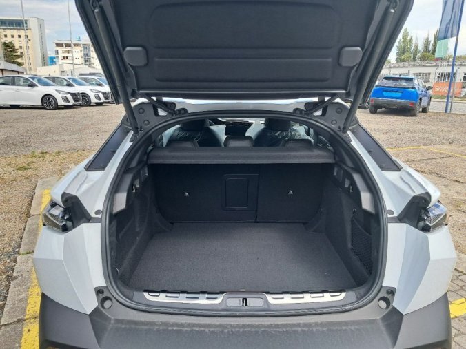 Peugeot 408, Peugeot 408 408 GT Hybrid 145 e-DCS6, barva bílá