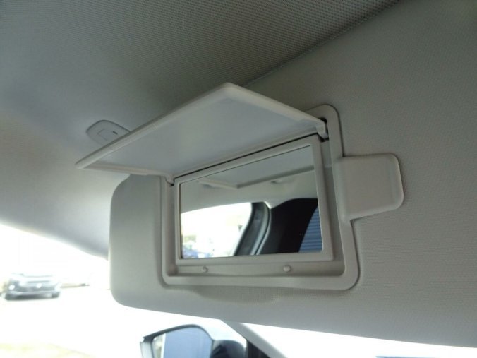 Peugeot 408, Peugeot 408 ALLURE Hybrid 145k e-DCS6, barva šedá