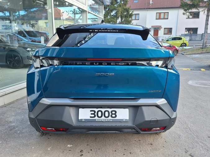 Peugeot 3008, Peugeot 3008 GT Hybrid 145 e-DCS6, barva modrá
