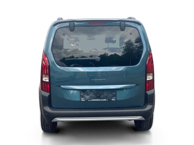 Peugeot Rifter, Peugeot Rifter GT BlueHDi 130 S&S EAT8, barva modrá