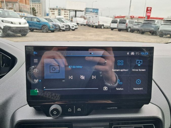 Peugeot Rifter, Peugeot Rifter LONG ALLURE BlueHDi 130 S&, barva zelená