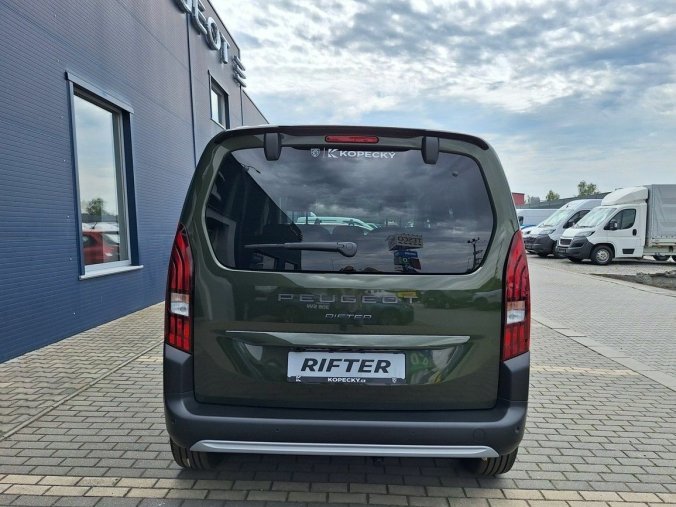 Peugeot Rifter, Peugeot Rifter GT BHDi 130 EAT8, barva zelená