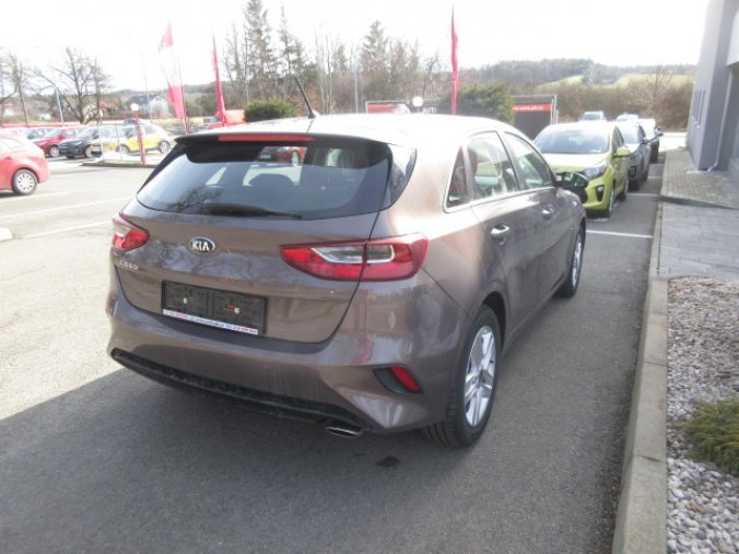 Kia Rio, 1.2 DPI, barva bílá