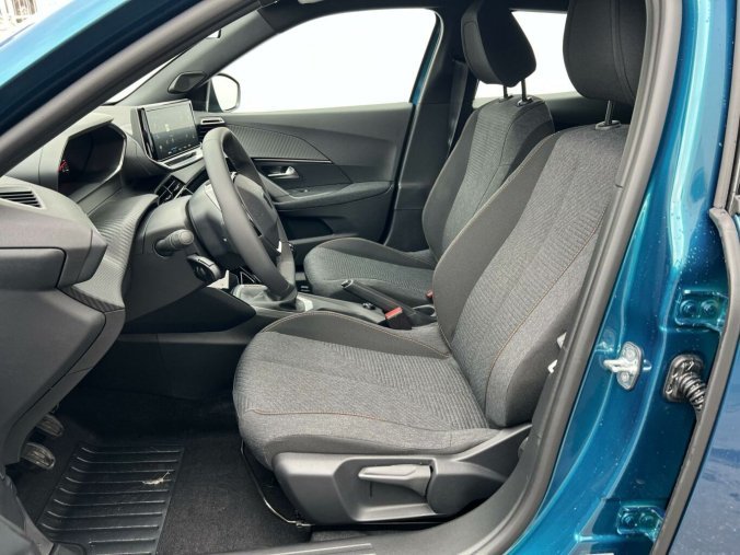 Peugeot 2008, Peugeot 2008 STYLE S&S MAN6 1.2 PureTech, barva modrá