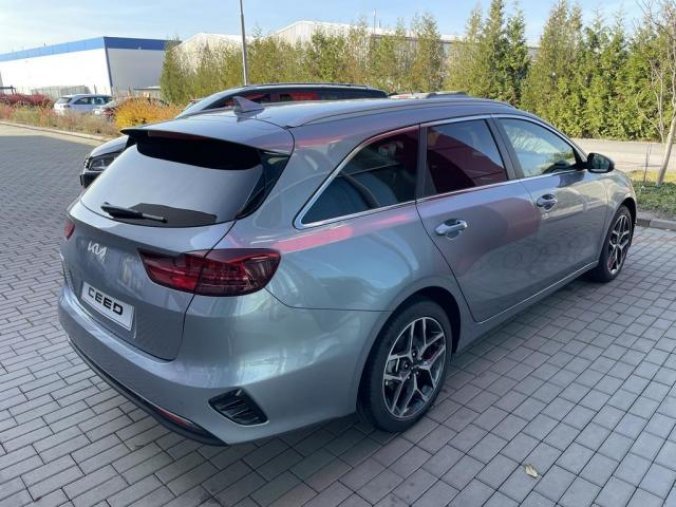 Kia Ceed, SW 1.5 T-GDi TOP MY22 17alu, barva šedá