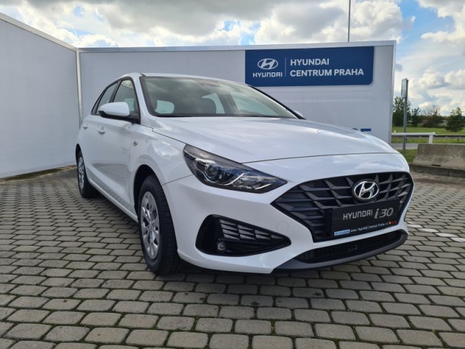 Hyundai i30, 1,5i 81 kW MT, barva bílá