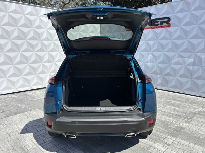 Peugeot 2008, Peugeot 2008 Peugeot 2008 ALLURE PureTech 100 S&S MAN6, barva modrá