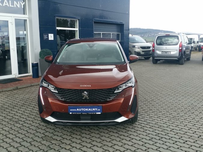 Peugeot 5008, Peugeot 5008 1,2 Active Pack 1,2 PT130k MAN6, barva hnědá