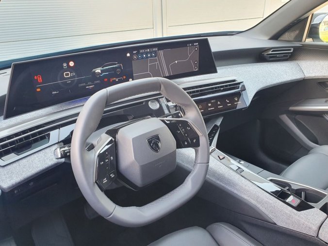 Peugeot 3008, Peugeot 3008 ALLURE Hybrid 145 e-DCS6, barva šedá