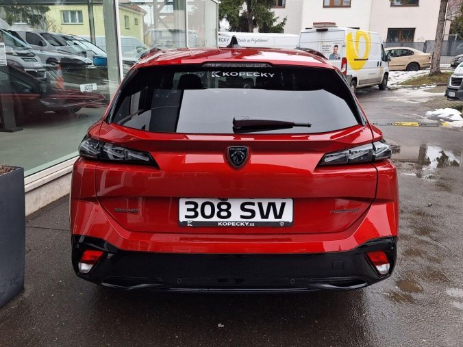 Peugeot 308, Peugeot 308 SW GT Hybrid 145 e-DCS6, barva červená