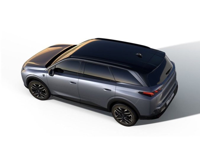 Peugeot 5008, Peugeot 5008  GT Hybrid 145 e-DCS6, barva šedá