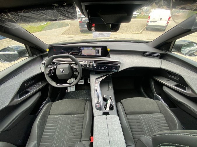 Peugeot 3008, Peugeot 3008 GT Hybrid 145k - MAX VÝBAVA! - 0400, barva černá