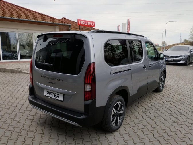 Peugeot Rifter, Peugeot Rifter LONG GT BHDi 130 EAT8, barva šedá